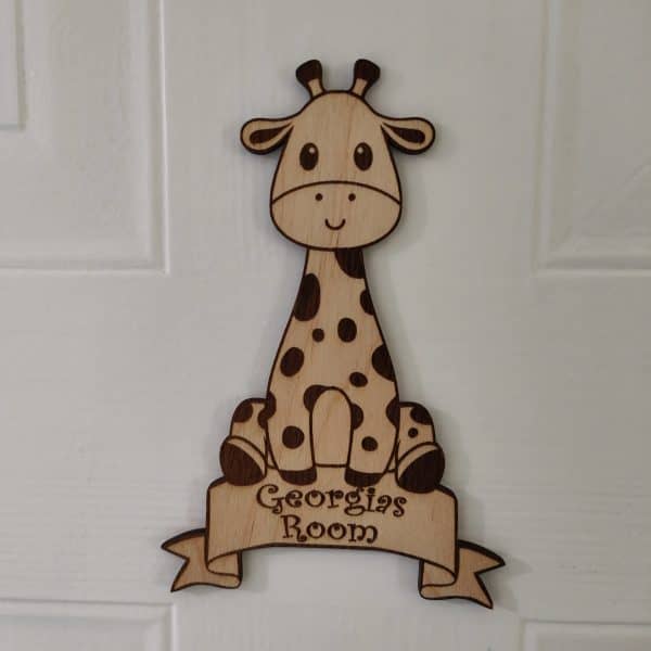 Personalised Bedroom Door Sign for children Cute Giraffe Wall Decor For Playrooms Bedrooms or Nursery