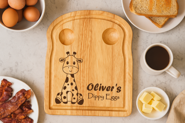 Personalised Wooden Egg Board – Custom Giraffe Dippy Egg Holder for Kids – Breakfast Gift with Name - Image 4