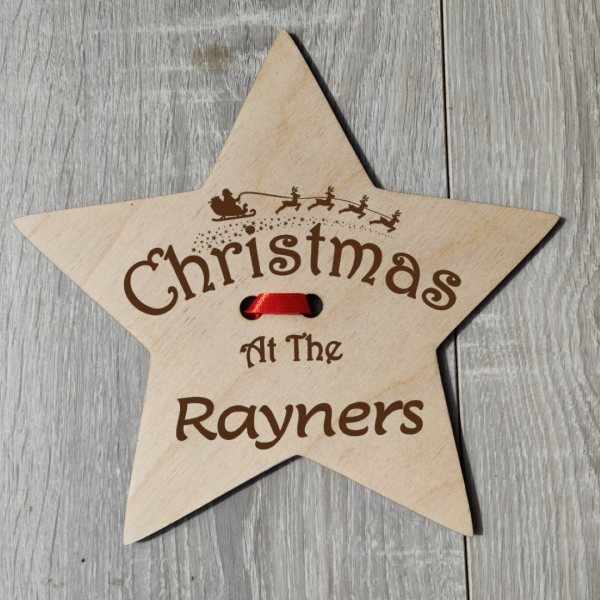 Personalised Christmas Tree Star Topper – Engraved Wooden Ornament – Family Name Holiday Decoration – Xmas Keepsake Gift - Image 3