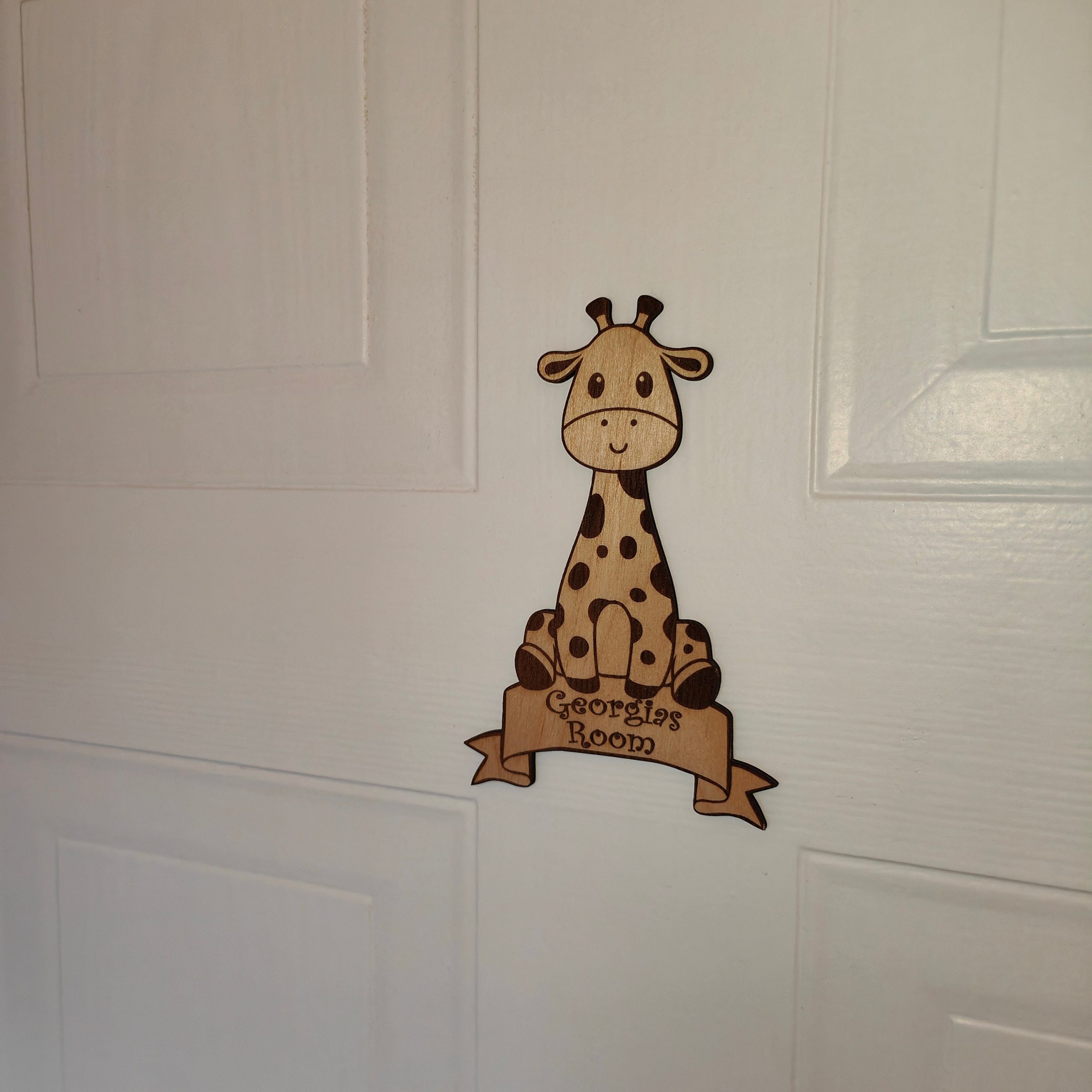 Personalised Giraffe Door Sign: Engraved Wood Nursery Decor - Image 4