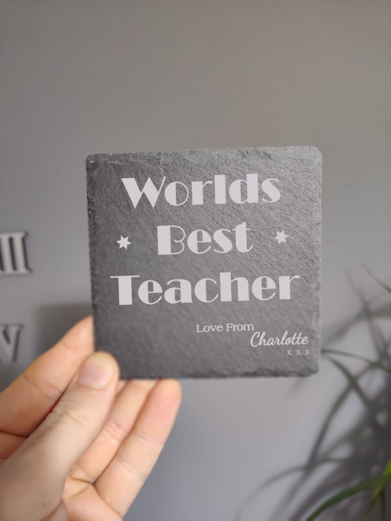 'Worlds Best Teacher' birthday, christmas, end of term, end of season or just to show you care. Ideal for the tea lover coffee lover favourite tipple. Nursery Assistant Teaching Assistant Swimming Gymnastics Ballet singing or football coach