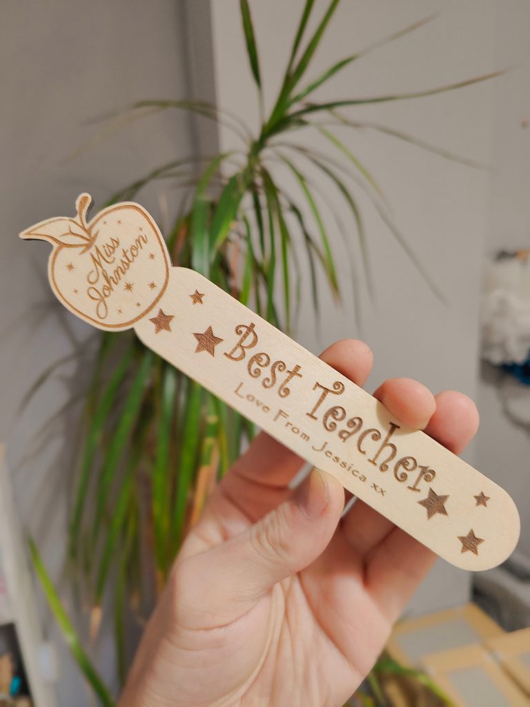 Personalised teacher gift bookmark apple